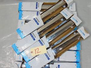 10-Pack Moen MBHG3818CH Genta 18 Bathroom Grab Bar, Chrome Unused
