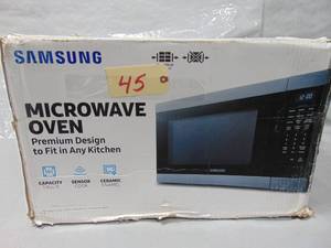 Samsung MS19M8020TGAA Microwave Oven, 1.9 cubic feet, Fingerprint Resistant Black Stainless Steel Unused