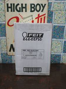 14 Dusk to Dawn LED Outdoor Lantern