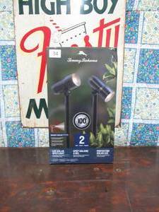 Tommy Bahama 100 Lumen Spotlight, 2-pack