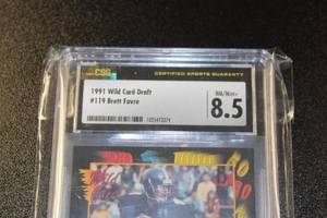lot 4 image: 1991 Wild Card Draft Brett Favre #119 CSG 8.5 Rookie Card