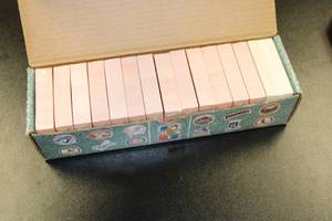 lot 97 image: 1990 Donruss Baseball Factory Sealed Complete Set