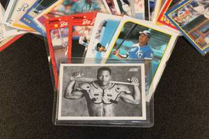 lot 100 image: Bo Jackson Baseball Card Lot  46 Cards - Features 1990 Score Black & White