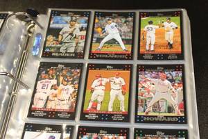 lot 107 image: 2007 Topps Baseball Complete Set #1-660 In BinderPages