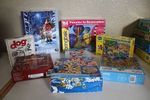 lot 25 image: Eight Puzzles