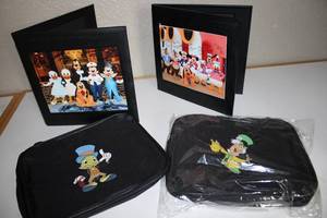 lot 47 image: Four Disney Items