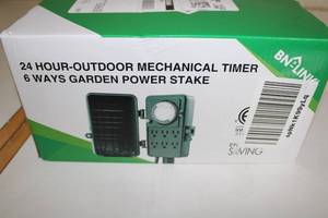 lot 71 image: 24 Hour - Outdoor Mechanical Timer-- 6 Ways Garden Power Stake