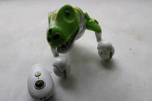 lot 104 image: Remote Controlled Dinasaur