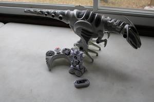 lot 105 image: Remote Controlled Dinasaur