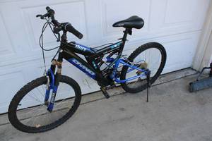 lot 123 image: Blue Dyno Dari Fully Active Rear --2 Speed--Dual Suspension Bicycle
