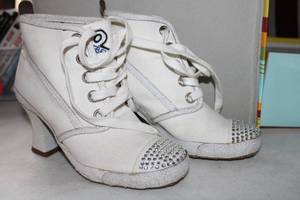 lot 138 image: Rebels Boot Shoes- Style215896--Color092--Size 6 12