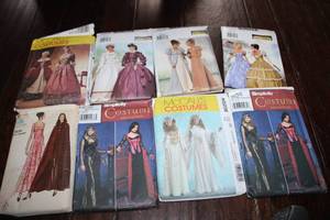 lot 142 image: Eight Simplicity & Butterick & McCalls Patterns