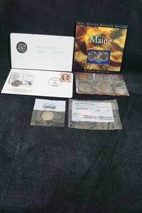 Assorted Uncirculated US Coins - Nickels, Mint Set, Quarters