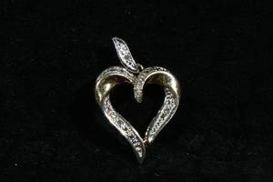 Ladies 10K Yellow Gold Diamond Heart Pendant