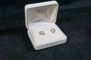 10K Yellow Gold Diamond Heart Earrings