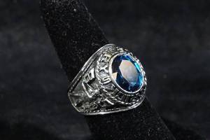 Lustrium 1985 Patrick Henry HS Class Ring
