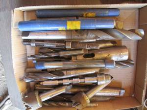 lot 153 image: Several large drill bits (most are ...