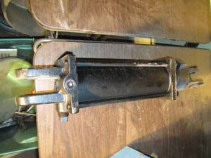 lot 169 image: Hydraulic advanced cylinder (see ph...