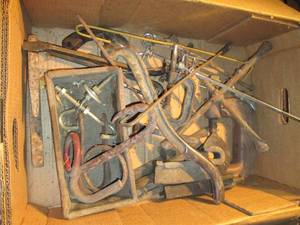 lot 218 image: Box of misc tools including clamps,...