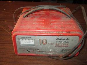 lot 324 image: Schumacher 10amp battery charger mo...