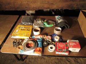 lot 357 image: Self adhesions tape, electrical tap...