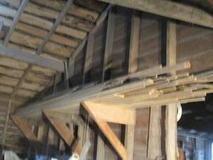lot 365 image: Large lot of rough cut wood slats, ...