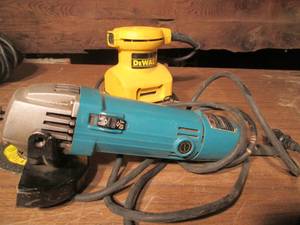 lot 373 image: Makita electric Disc grinder and De...