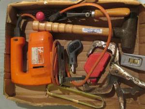 lot 384 image: Vintage Black and Decker electric t...