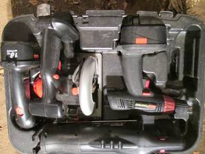 lot 392 image: Coleman Powermate 18v 4-piece cordl...