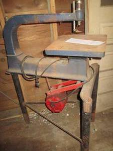 lot 419 image: Vintage Sears Scroll saw (needs bel...