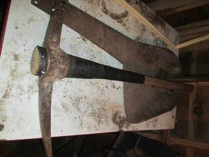 lot 421 image: Pik axe, saw and scoop shovel head...
