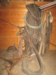 lot 424 image: Several Horse collars and harnesses...