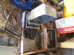 lot 19 image: Box with several drill bits (see ph...