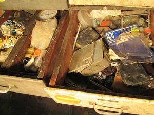 lot 33 image: Contents of 2 drawers which is most...