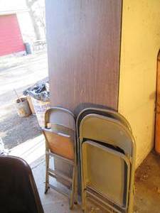lot 77 image: 3 folding chairs and table 3072...