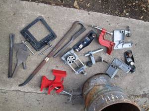 lot 100 image: Metal pail with multiple clamps, cr...