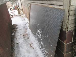 lot 298 image: 2 pieces diamond plate steel 784...