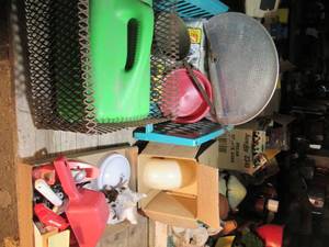lot 632 image: 3 gal utility can, pizza pan, binoc...