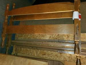 lot 446 image: Adjustable metal bed frame with woo...