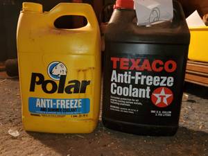 lot 453 image: 2 unopened gallons of Anti-freeze c...