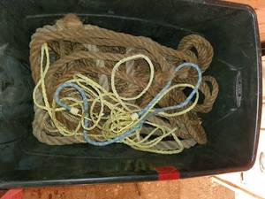 lot 473 image: Tote with rope...