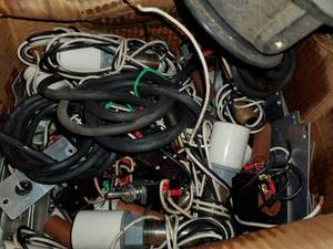 lot 516 image: Box of light sockets, electrical sw...