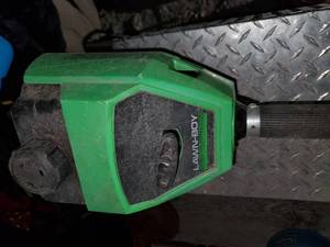 lot 517 image: Lawn-Boy gas trimmer...