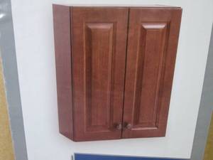 lot 22 image: (FD) Glacier Bay Regency 20 Bath S...