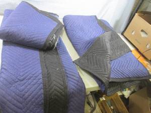 lot 66 image: (D-4) 2 Moving Blankets...