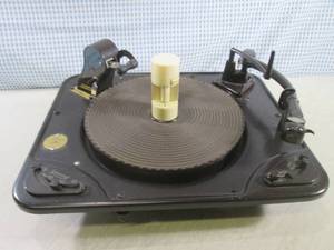 lot 82 image: (D-3) Garrard RC 884 Turntable 78...