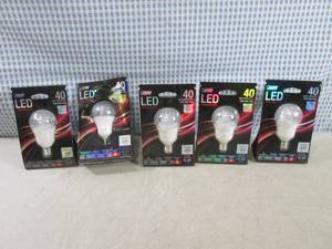 lot 97 image: (CSB) 5 LED Light Bulbs See Photos ...