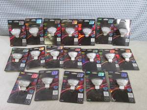 lot 99 image: (BS) 19 LED Light Bulbs 35W See Pho...