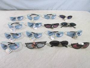 lot 154 image: (EC1) 16 Pair KidsBoys Sunglasses...