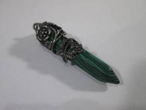 lot 171 image: (FS) Malachite Necklace Pendant 2 1...